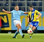 04.10.2017, Frauenfu�ball, Womans Champions League, NV Arena, SKN St. Poelten, Manchester City<br>STANWAY Georgia, BABICKY Gina<br><br>Copyright / www. sportfotos. at<br>Missongasse 21<br>A - 3500 Krems<br>zierlinger@sportfotos.at<br>www.sportfotos.at<br>Kremser Bank <br>BIC SPKDAT21XXX<br>IBAN AT392022800704000918<br>