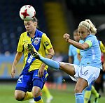04.10.2017, Frauenfu�ball, Womans Champions League, NV Arena, SKN St. Poelten, Manchester City<br>ENZINGER Stefanie, HOUGHTEN Stephanie<br><br>Copyright / www. sportfotos. at<br>Missongasse 21<br>A - 3500 Krems<br>zierlinger@sportfotos.at<br>www.sportfotos.at<br>Kremser Bank <br>BIC SPKDAT21XXX<br>IBAN AT392022800704000918<br>