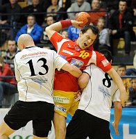 06.12.2008<br>UHK Krems - UHC Tulln/37:19 (16:10)<br>MUHM Ronald, THAQI Ibish, BOSZO Andras