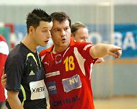 04.03.2009<br>UHK Krems - HC Hard/27:27 (13:10)<br>STAUDINGER Florian (Schiri), THAQI Ibish