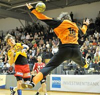 27.03.2010<br>UHK Krems - HIT Innsbruck/35:27 (18:14)<br>VISY Norbert, KALISCHNIG Martin