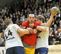 27.02.2010<br>UHK Krems - HC Hard/30:29 (15:13)<br>GLUSAKS Janis, BOZSO Andras, GREBIEN Christian<br>