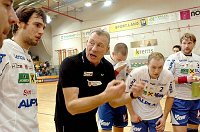27.02.2010<br>UHK Krems - HC Hard/30:29 (15:13)<br>Auszeit Hard