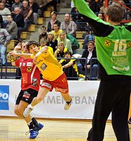 24.10.2009<br>UHK Krems - HIT Innsbruck/35:20 (19:7)<br>RACKAUSKAS Andrius, SCHOPF Tobias, KALISCHNIG Martin<br>