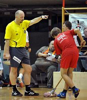 10.10.2009<br>UHK Krems - SG Westwien/27:26 (13:14)<br>KASCHUETZ Christian (Schiri), Wischer