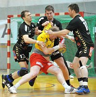 24.04.2010<br>UHK Krems - Bregenz/31:25 (21:13)<br>GUENTHER Matthias, LINT Werner, POSCH Fabian, VARGA Andreas