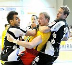 09.04.2011<br>ULZ Schwaz- UHK Krems/25:24 (11:14)<br>JURIC Patrik, LINT Werner, POEHL Philipp
