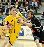 17.12.2010<br>UHK Krems - HIT Tirol/26:26 (12:12)<br>BELAS Ivica, WALTER Christoph