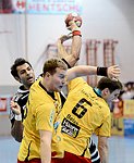 09.02.2013, Krems, Handball, Handball Liga Austria, HLA, MPO, UHK Krems - Fivers WAT Margareten,<br>ABADIR Martin, VIZVARY Kristof, BELAS Ivica<br><br>Copyright DIENER / Zierlinger Karl<br>Marktgasse 3-7 / 4 / 5 / 21<br>A-1090 Wien<br>Telefax +43 1 955 32 35<br>Mobil +43 676 629 98 51<br>BA-CA<br>Bank Nr. 12000<br>Account Nr. 00712 223 783<br>e-mail: agentur@diener.at<br>Datenbank: www.diener.at