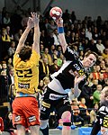 09.02.2013, Krems, Handball, Handball Liga Austria, HLA, MPO, UHK Krems - Fivers WAT Margareten,<br>CHALUPA Georg, KOLAR Markus<br><br>Copyright DIENER / Zierlinger Karl<br>Marktgasse 3-7 / 4 / 5 / 21<br>A-1090 Wien<br>Telefax +43 1 955 32 35<br>Mobil +43 676 629 98 51<br>BA-CA<br>Bank Nr. 12000<br>Account Nr. 00712 223 783<br>e-mail: agentur@diener.at<br>Datenbank: www.diener.at