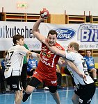 13.04.2013, Krems, Handball, OEHB Cup, Final Four der Herren, Halbfinale, UHK Krems - HC Hard,<br>SCHOPF Tobias, KRSMANCIC Marko, SCHMOELZ Johann<br><br>Copyright DIENER / Zierlinger Karl<br>Marktgasse 3-7 / 4 / 5 / 21<br>A-1090 Wien<br>Telefax +43 1 955 32 35<br>Mobil +43 676 629 98 51<br>BA-CA<br>Bank Nr. 12000<br>Account Nr. 00712 223 783<br>e-mail: agentur@diener.at<br>Datenbank: www.diener.at