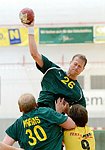03.08.2012, Krems, Handball, Testspiel, UHK Krems, HC Gumarny Zubri<br>VIZVARY Kristof<br><br><br>Copyright DIENER / Zierlinger Karl<br>Marktgasse 3-7 / 4 / 5 / 21<br>A-1090 Wien<br>Telefax +43 1 955 32 35<br>Mobil +43 676 629 98 51<br>BA-CA<br>Bank Nr. 12000<br>Account Nr. 00712 223 783<br>e-mail: agentur@diener.at<br>Datenbank: www.diener.at