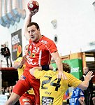 27.12.2012, Krems, Handball, Handball Liga Austria, HLA, GD, UHK Krems, HC Hard,<br>MITKOV Vlatko, KRSMANCIC Marko, VISY Norbert<br><br><br>Copyright DIENER / Zierlinger Karl<br>Marktgasse 3-7 / 4 / 5 / 21<br>A-1090 Wien<br>Telefax +43 1 955 32 35<br>Mobil +43 676 629 98 51<br>BA-CA<br>Bank Nr. 12000<br>Account Nr. 00712 223 783<br>e-mail: agentur@diener.at<br>Datenbank: www.diener.at