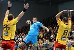 22.09.2012, Krems, Handball, Handball Liga Austria, HLA, GD, UHK Krems - HC Linz,<br>VIZVARY Kristof, BARISIC JAMAN Sasa, BOZSO Andras<br><br>Copyright DIENER / Zierlinger Karl<br>Marktgasse 3-7 / 4 / 5 / 21<br>A-1090 Wien<br>Telefax +43 1 955 32 35<br>Mobil +43 676 629 98 51<br>BA-CA<br>Bank Nr. 12000<br>Account Nr. 00712 223 783<br>e-mail: agentur@diener.at<br>Datenbank: www.diener.at