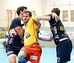 05.09.2012, Krems, Handball, Handball Liga Austria, <br>HLA, GD, UHK Krems - HIT Tirol,<br>BAMMER Dominik, CHALUPA Georg, STEIGER Pius<br><br><br>Copyright DIENER / Zierlinger Karl<br>Marktgasse 3-7 / 4 / 5 / 21<br>A-1090 Wien<br>Telefax +43 1 955 32 35<br>Mobil +43 676 629 98 51<br>BA-CA<br>Bank Nr. 12000<br>Account Nr. 00712 223 783<br>e-mail: agentur@diener.at<br>Datenbank: www.diener.at