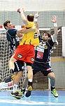 05.09.2012, Krems, Handball, Handball Liga Austria, <br>HLA, GD, UHK Krems - HIT Tirol,<br>WATZL Stefan, MITKOV Vlatko, PEROVIC Draguljub<br><br><br>Copyright DIENER / Zierlinger Karl<br>Marktgasse 3-7 / 4 / 5 / 21<br>A-1090 Wien<br>Telefax +43 1 955 32 35<br>Mobil +43 676 629 98 51<br>BA-CA<br>Bank Nr. 12000<br>Account Nr. 00712 223 783<br>e-mail: agentur@diener.at<br>Datenbank: www.diener.at