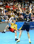 05.09.2012, Krems, Handball, Handball Liga Austria, <br>HLA, GD, UHK Krems - HIT Tirol,<br>FEICHTINGER Sebastian, LALIC Mirko<br><br><br>Copyright DIENER / Zierlinger Karl<br>Marktgasse 3-7 / 4 / 5 / 21<br>A-1090 Wien<br>Telefax +43 1 955 32 35<br>Mobil +43 676 629 98 51<br>BA-CA<br>Bank Nr. 12000<br>Account Nr. 00712 223 783<br>e-mail: agentur@diener.at<br>Datenbank: www.diener.at