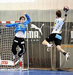 06.10.2012, Krems, Handball, Handball Liga Austria, HLA, GD, UHK Krems - HSG  Baernbach / Koeflach,<br>DEIFL Florian, JANDL Stephan<br><br><br>Copyright DIENER / Zierlinger Karl<br>Marktgasse 3-7 / 4 / 5 / 21<br>A-1090 Wien<br>Telefax +43 1 955 32 35<br>Mobil +43 676 629 98 51<br>BA-CA<br>Bank Nr. 12000<br>Account Nr. 00712 223 783<br>e-mail: agentur@diener.at<br>Datenbank: www.diener.at