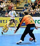 06.10.2012, Krems, Handball, Handball Liga Austria, HLA, GD, UHK Krems - HSG  Baernbach / Koeflach,<br>SCHOPF Tobias, KOS Igor, LONCAR Mislav<br><br><br>Copyright DIENER / Zierlinger Karl<br>Marktgasse 3-7 / 4 / 5 / 21<br>A-1090 Wien<br>Telefax +43 1 955 32 35<br>Mobil +43 676 629 98 51<br>BA-CA<br>Bank Nr. 12000<br>Account Nr. 00712 223 783<br>e-mail: agentur@diener.at<br>Datenbank: www.diener.at