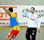13.10.2012, Krems, Handball, Handball Liga Austria, HLA, GD, UHK Krems, ULZ Schwaz, <br>BOZSO Andras, AIGNER Christian<br><br><br>Copyright DIENER / Zierlinger Karl<br>Marktgasse 3-7 / 4 / 5 / 21<br>A-1090 Wien<br>Telefax +43 1 955 32 35<br>Mobil +43 676 629 98 51<br>BA-CA<br>Bank Nr. 12000<br>Account Nr. 00712 223 783<br>e-mail: agentur@diener.at<br>Datenbank: www.diener.at