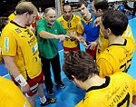 13.10.2012, Krems, Handball, Handball Liga Austria, HLA, GD, UHK Krems, ULZ Schwaz, <br>Timeout Krems<br><br><br>Copyright DIENER / Zierlinger Karl<br>Marktgasse 3-7 / 4 / 5 / 21<br>A-1090 Wien<br>Telefax +43 1 955 32 35<br>Mobil +43 676 629 98 51<br>BA-CA<br>Bank Nr. 12000<br>Account Nr. 00712 223 783<br>e-mail: agentur@diener.at<br>Datenbank: www.diener.at