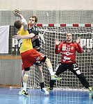 17.04.2014, Krems, Handball, Handball Liga Austria, HLA, OPO, UHK Krems, Bregenz,<br>NEUHOLD Christoph, BABARSKAS Povilas, ALEKSIC Goran<br><br><br>Copyright DIENER / Karl Zierlinger<br>Marktgasse 3-7 / 4 / 5 / 21<br>A-1090 Wien<br>Telefax +43 1 955 32 35<br>Mobil +43 676 629 98 51<br>BA-CA<br>Bank Nr. 12000<br>Account Nr. 00712 223 783<br>e-mail: agentur@diener.at<br>Datenbank: www.diener.at