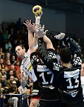 20.11.2013, Krems, Handball, Handball Liga Austria, HLA, GD, UHK Krems, Bregenz,<br>MITKOV Vlatko, WATZL Gernot, GAVRANOVIC Filip<br><br><br>Copyright DIENER / Karl Zierlinger<br>Marktgasse 3-7 / 4 / 5 / 21<br>A-1090 Wien<br>Telefax +43 1 955 32 35<br>Mobil +43 676 629 98 51<br>BA-CA<br>Bank Nr. 12000<br>Account Nr. 00712 223 783<br>e-mail: agentur@diener.at<br>Datenbank: www.diener.at