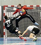 20.11.2013, Krems, Handball, Handball Liga Austria, HLA, GD, UHK Krems, Bregenz,<br>GAVRANOVIC Filip, SHEJBAL Mihal, <br><br><br>Copyright DIENER / Karl Zierlinger<br>Marktgasse 3-7 / 4 / 5 / 21<br>A-1090 Wien<br>Telefax +43 1 955 32 35<br>Mobil +43 676 629 98 51<br>BA-CA<br>Bank Nr. 12000<br>Account Nr. 00712 223 783<br>e-mail: agentur@diener.at<br>Datenbank: www.diener.at