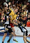 27.10.2013, Krems, Handball, Handball Liga Austria, HLA, MPO, UHK Krems - Fivers WAT Margareten,<br>ZIURA Vytautas, BABARSKAS Gerdas, BEZUCHA Markus<br><br>Copyright DIENER / Zierlinger Karl<br>Marktgasse 3-7 / 4 / 5 / 21<br>A-1090 Wien<br>Telefax +43 1 955 32 35<br>Mobil +43 676 629 98 51<br>BA-CA<br>Bank Nr. 12000<br>Account Nr. 00712 223 783<br>e-mail: agentur@diener.at<br>Datenbank: www.diener.at