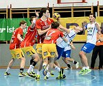 14.12.2013, Krems, Handball, Handball Liga Austria, HLA, GD, UHK Krems, HC Hard,<br>BABARSKAS Gerdas, NEUHOLD Christoph, BELAS Ivica, SCHOPF Tobias, KRSMANCIC Marko, FRIEDE Bernd<br><br><br>Copyright DIENER / Zierlinger Karl<br>Marktgasse 3-7 / 4 / 5 / 21<br>A-1090 Wien<br>Telefax +43 1 955 32 35<br>Mobil +43 676 629 98 51<br>BA-CA<br>Bank Nr. 12000<br>Account Nr. 00712 223 783<br>e-mail: agentur@diener.at<br>Datenbank: www.diener.at