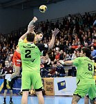 30.11.2013, Krems, Handball, Handball Liga Austria, HLA, GD, UHK Krems, SG Westwien,<br>HERMANN Alexander, BELAS Ivica, STRAZDAS Augustas<br><br><br>Copyright DIENER / Zierlinger Karl<br>Marktgasse 3-7 / 4 / 5 / 21<br>A-1090 Wien<br>Telefax +43 1 955 32 35<br>Mobil +43 676 629 98 51<br>BA-CA<br>Bank Nr. 12000<br>Account Nr. 00712 223 783<br>e-mail: agentur@diener.at<br>Datenbank: www.diener.at