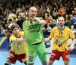 30.11.2013, Krems, Handball, Handball Liga Austria, HLA, GD, UHK Krems, SG Westwien,<br>SVOBODA Christoph, FOELSER Patrick, MITKOV Vlatko<br><br><br><br>Copyright DIENER / Zierlinger Karl<br>Marktgasse 3-7 / 4 / 5 / 21<br>A-1090 Wien<br>Telefax +43 1 955 32 35<br>Mobil +43 676 629 98 51<br>BA-CA<br>Bank Nr. 12000<br>Account Nr. 00712 223 783<br>e-mail: agentur@diener.at<br>Datenbank: www.diener.at