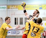 28.04.2014, Krems, Handball, Handball Liga Austria, HLA, Viertelfinale, UHK Krems, Bregenz,<br>BABARSKAS Gerdas, BABARSKAS Povilas, WALZER Guenther<br><br><br>Copyright DIENER / Karl Zierlinger<br>Marktgasse 3-7 / 4 / 5 / 21<br>A-1090 Wien<br>Telefax +43 1 955 32 35<br>Mobil +43 676 629 98 51<br>BA-CA<br>Bank Nr. 12000<br>Account Nr. 00712 223 783<br>e-mail: agentur@diener.at<br>Datenbank: www.diener.at