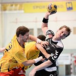 28.04.2014, Krems, Handball, Handball Liga Austria, HLA, Viertelfinale, UHK Krems, Bregenz,<br>WALZER Guenther, BABARSKAS Povilas<br><br><br>Copyright DIENER / Karl Zierlinger<br>Marktgasse 3-7 / 4 / 5 / 21<br>A-1090 Wien<br>Telefax +43 1 955 32 35<br>Mobil +43 676 629 98 51<br>BA-CA<br>Bank Nr. 12000<br>Account Nr. 00712 223 783<br>e-mail: agentur@diener.at<br>Datenbank: www.diener.at