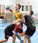 08.11.2014, Krems, Handball, Handball Liga Austria, HLA, GD, UHK Krems - HSG  Baernbach / Koeflach,<br>OFFENBACHER Christian, FEICHTINGER Sebastian, NENADIC Mislav<br><br><br><br>Copyright DIENER / Zierlinger<br>Marktgasse 3-7 / 4 / 5 / 21<br>A-1090 Wien<br>Telefax +43 1 955 32 35<br>Mobil +43 676 629 98 51<br>BA-CA<br>Bank Nr. 12000<br>Account Nr. 00712 223 783<br>e-mail: agentur@diener.at<br>Datenbank: www.diener.at