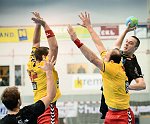 08.11.2014, Krems, Handball, Handball Liga Austria, HLA, GD, UHK Krems - HSG  Baernbach / Koeflach,<br>ZUPANAC Marcus, MITKOV Vlatko, ARNAUDOVSKI Risto<br><br><br><br>Copyright DIENER / Zierlinger<br>Marktgasse 3-7 / 4 / 5 / 21<br>A-1090 Wien<br>Telefax +43 1 955 32 35<br>Mobil +43 676 629 98 51<br>BA-CA<br>Bank Nr. 12000<br>Account Nr. 00712 223 783<br>e-mail: agentur@diener.at<br>Datenbank: www.diener.at