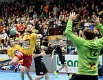 08.11.2014, Krems, Handball, Handball Liga Austria, HLA, GD, UHK Krems - HSG  Baernbach / Koeflach,<br>BRUNNER Florian, SZABO Peter<br><br><br><br>Copyright DIENER / Zierlinger<br>Marktgasse 3-7 / 4 / 5 / 21<br>A-1090 Wien<br>Telefax +43 1 955 32 35<br>Mobil +43 676 629 98 51<br>BA-CA<br>Bank Nr. 12000<br>Account Nr. 00712 223 783<br>e-mail: agentur@diener.at<br>Datenbank: www.diener.at