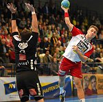 26.11.2014, Krems, Handball, Handball Liga Austria, HLA, GD, UHK Krems, ULZ Schwaz,<br>ZANGERL Philip, NEUHOLD Christoph<br><br><br><br>Copyright DIENER / Zierlinger Karl<br>Marktgasse 3-7 / 4 / 5 / 21<br>A-1090 Wien<br>Telefax +43 1 955 32 35<br>Mobil +43 676 629 98 51<br>BA-CA<br>Bank Nr. 12000<br>Account Nr. 00712 223 783<br>e-mail: agentur@diener.at<br>Datenbank: www.diener.at