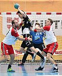 16.05.2016, Krems, Handball, Handball Liga Austria, HLA, HF, UHK Krems, WAT Margareten,<br>SURAC Domagoj, KOLAR Markus, NEUHOLD Christoph<br><br><br><br>Copyright DIENER / Zierlinger<br>Marktgasse 3-7 / 4 / 5 / 21<br>A-1090 Wien<br>Telefax +43 1 955 32 35<br>Mobil +43 676 629 98 51<br>BA-CA<br>Bank Nr. 12000<br>Account Nr. 00712 223 783<br>e-mail: agentur@diener.at<br>Datenbank: www.diener.at