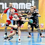 16.05.2016, Krems, Handball, Handball Liga Austria, HLA, HF, UHK Krems, WAT Margareten,<br>MITKOV Vlatko, VIZVARY Kristof, ZIURA Vytautas, ALJETIC Nikola<br><br><br><br>Copyright DIENER / Zierlinger<br>Marktgasse 3-7 / 4 / 5 / 21<br>A-1090 Wien<br>Telefax +43 1 955 32 35<br>Mobil +43 676 629 98 51<br>BA-CA<br>Bank Nr. 12000<br>Account Nr. 00712 223 783<br>e-mail: agentur@diener.at<br>Datenbank: www.diener.at