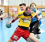 06.05.2016,  Krems,  Handball,  Handball Liga Austria,  HLA, VF,  UHK Krems,  Union Leoben,<br>SCHWARZ Andreas, SURAC Domagoj, SCHWARZ Andreas<br><br><br>Copyright DIENER / Zierlinger <br>Marktgasse 3-7 / 4 / 5 / 21<br>A-1090 Wien<br>Telefax +43 1 955 32 35<br>Mobil +43 676 629 98 51<br>BA-CA<br>Bank Nr. 12000<br>Account Nr. 00712 223 783<br>e-mail: agentur@diener.at<br>Datenbank: www.diener.at