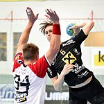 20.11.2015, Krems, Handball, Handball Liga Austria, HLA, GD, UHK Krems - HSG  Baernbach / Koeflach,<br>NEUHOLD Christoph, FALKENBERG Felix<br><br><br><br>Copyright DIENER / Zierlinger<br>Marktgasse 3-7 / 4 / 5 / 21<br>A-1090 Wien<br>Telefax +43 1 955 32 35<br>Mobil +43 676 629 98 51<br>BA-CA<br>Bank Nr. 12000<br>Account Nr. 00712 223 783<br>e-mail: agentur@diener.at<br>Datenbank: www.diener.at