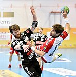 11.12.2015, Krems, Handball, Handball Liga Austria, HLA, GD, UHK Krems, HT Schwaz,<br>STEIGER Josef, SCHOPF Tobias<br><br><br><br>Copyright DIENER / Zierlinger Karl<br>Marktgasse 3-7 / 4 / 5 / 21<br>A-1090 Wien<br>Telefax +43 1 955 32 35<br>Mobil +43 676 629 98 51<br>BA-CA<br>Bank Nr. 12000<br>Account Nr. 00712 223 783<br>e-mail: agentur@diener.at<br>Datenbank: www.diener.at
