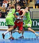 23.10.2015, Krems, Handball, Handball Liga Austria, HLA, GD, UHK Krems, SG Westwien,<br>JELINEK Wilhelm, NEUHOLD Christoph, FUEHRER Matthias<br><br><br><br>Copyright DIENER / Zierlinger Karl<br>Marktgasse 3-7 / 4 / 5 / 21<br>A-1090 Wien<br>Telefax +43 1 955 32 35<br>Mobil +43 676 629 98 51<br>BA-CA<br>Bank Nr. 12000<br>Account Nr. 00712 223 783<br>e-mail: agentur@diener.at<br>Datenbank: www.diener.at