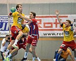26.09.2015, Krems, Handball, Handball Liga Austria, HLA, GD, UHK Krems, WAT Margareten,<br>FEICHTINGER Sebastian, EITUTIS Tomas, VISY Norbert<br><br><br><br>Copyright DIENER / Zierlinger<br>Marktgasse 3-7 / 4 / 5 / 21<br>A-1090 Wien<br>Telefax +43 1 955 32 35<br>Mobil +43 676 629 98 51<br>BA-CA<br>Bank Nr. 12000<br>Account Nr. 00712 223 783<br>e-mail: agentur@diener.at<br>Datenbank: www.diener.at