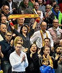 05.12.2015, Krems, Handball, Handball Liga Austria, HLA, GD, UHK Krems, HC Hard,<br>Kremser Fans<br><br>Copyright DIENER / Zierlinger Karl<br>Marktgasse 3-7 / 4 / 5 / 21<br>A-1090 Wien<br>Telefax +43 1 955 32 35<br>Mobil +43 676 629 98 51<br>BA-CA<br>Bank Nr. 12000<br>Account Nr. 00712 223 783<br>e-mail: agentur@diener.at<br>Datenbank: www.diener.at