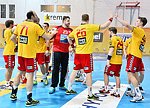 27.02.2016, Krems, Handball, Handball Liga Austria, HLA, OPO, UHK Krems, Bregenz,<br>Siegesjubel Krems<br><br><br><br>Copyright DIENER / Zierlinger Karl<br>Marktgasse 3-7 / 4 / 5 / 21<br>A-1090 Wien<br>Telefax +43 1 955 32 35<br>Mobil +43 676 629 98 51<br>BA-CA<br>Bank Nr. 12000<br>Account Nr. 00712 223 783<br>e-mail: agentur@diener.at<br>Datenbank: www.diener.at