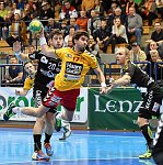 28.10.2016, Krems, Handball,  Handball Liga Austria, HLA, GD, UHK Krems, Bregenz,<br>ESEGOVIC Ante, SCHOPF Tobias, KLOPCIC Marian<br><br><br>Copyright / www. sportfotos. at<br>Missongasse 21<br>A - 3500 Krems<br>zierlinger@sportfotos.at<br>www.sportfotos.at<br>Kremser Bank <br>BIC SPKDAT21XXX<br>IBAN AT392022800704000918<br>