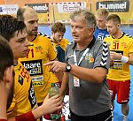 15.10.2016, Krems, Handball, Handball Liga Austria, HLA, GD, UHK Krems,  HT Schwaz,<br>Timeout Krems<br><br><br>Copyright / www. sportfotos. at<br>Missongasse 21<br>A - 3500 Krems<br>zierlinger@sportfotos.at<br>www.sportfotos.at<br>Kremser Bank <br>BIC SPKDAT21XXX<br>IBAN AT392022800704000918