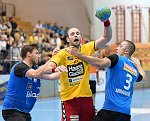 03.09.2016, Krems, Handball, Handball Liga Austria, HLA, GD, UHK Krems, SC Ferlach,<br>KROBATH Leander, MITKOV Vlatko, ARNAUDOVSKI Risto<br><br><br>Copyright / www. sportfotos. at<br>Missongasse 21<br>A - 3500 Krems<br>zierlinger@sportfotos.at<br>www.sportfotos.at<br>Kremser Bank <br>BIC SPKDAT21XXX<br>IBAN AT392022800704000918<br>